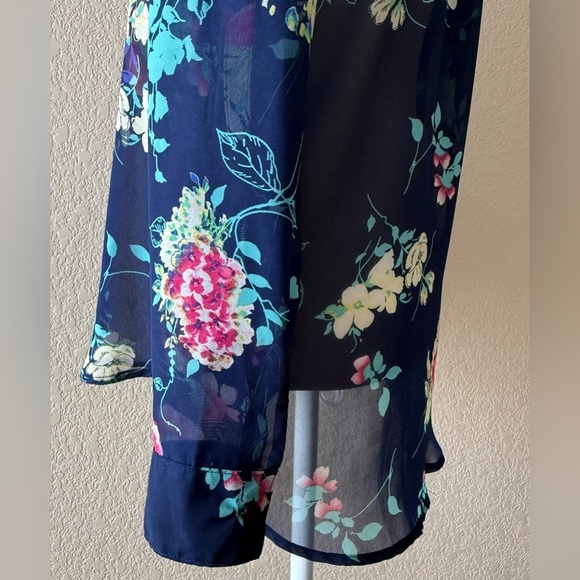 KUT from the Kloth Sheer Floral Button Down Blouse – XS Petite - Picture 5 of 9